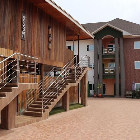 Golden Crystal Experience Hotel Accra Eksteriør billede